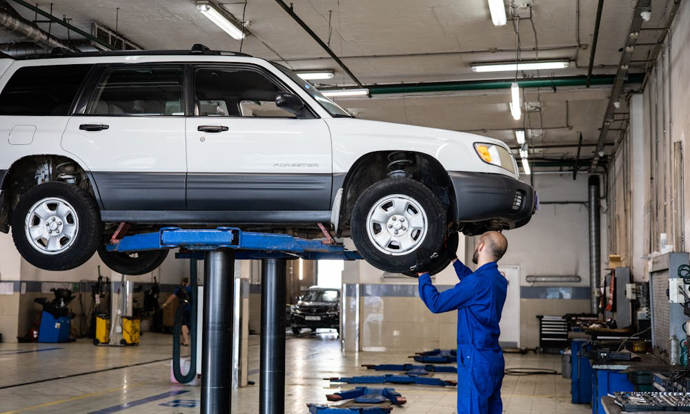 Restoring-Your-Vehicle-to-Perfection-Services-at-Cyclone-Collision-Center,