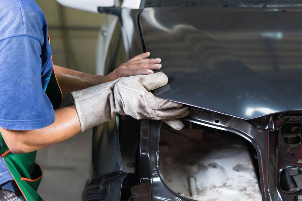 Brooklyn reliable auto body shop providing professional collision repair services